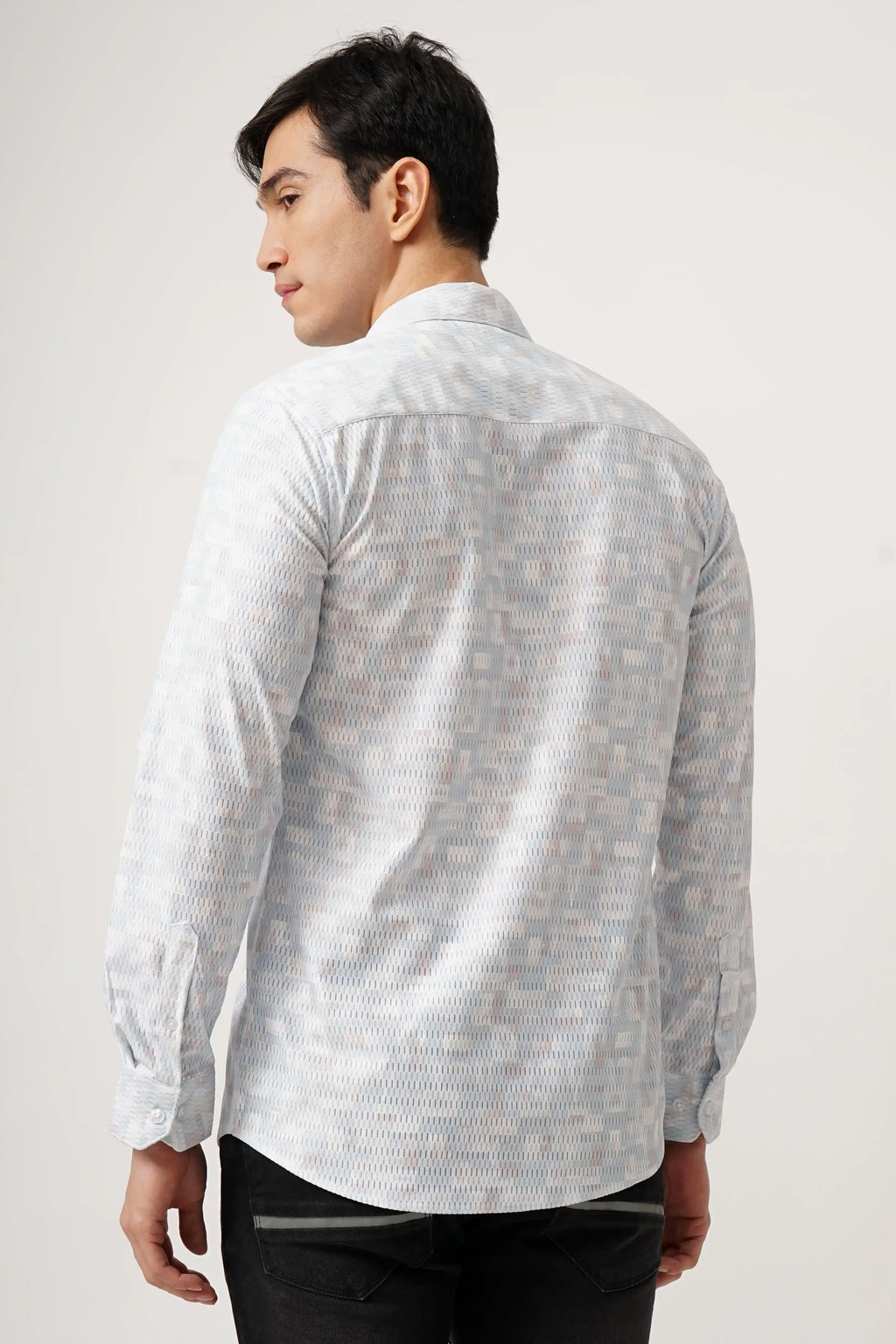 Cotlite blue printed shirt, comfort fit, subtle viscose pattern, back view.