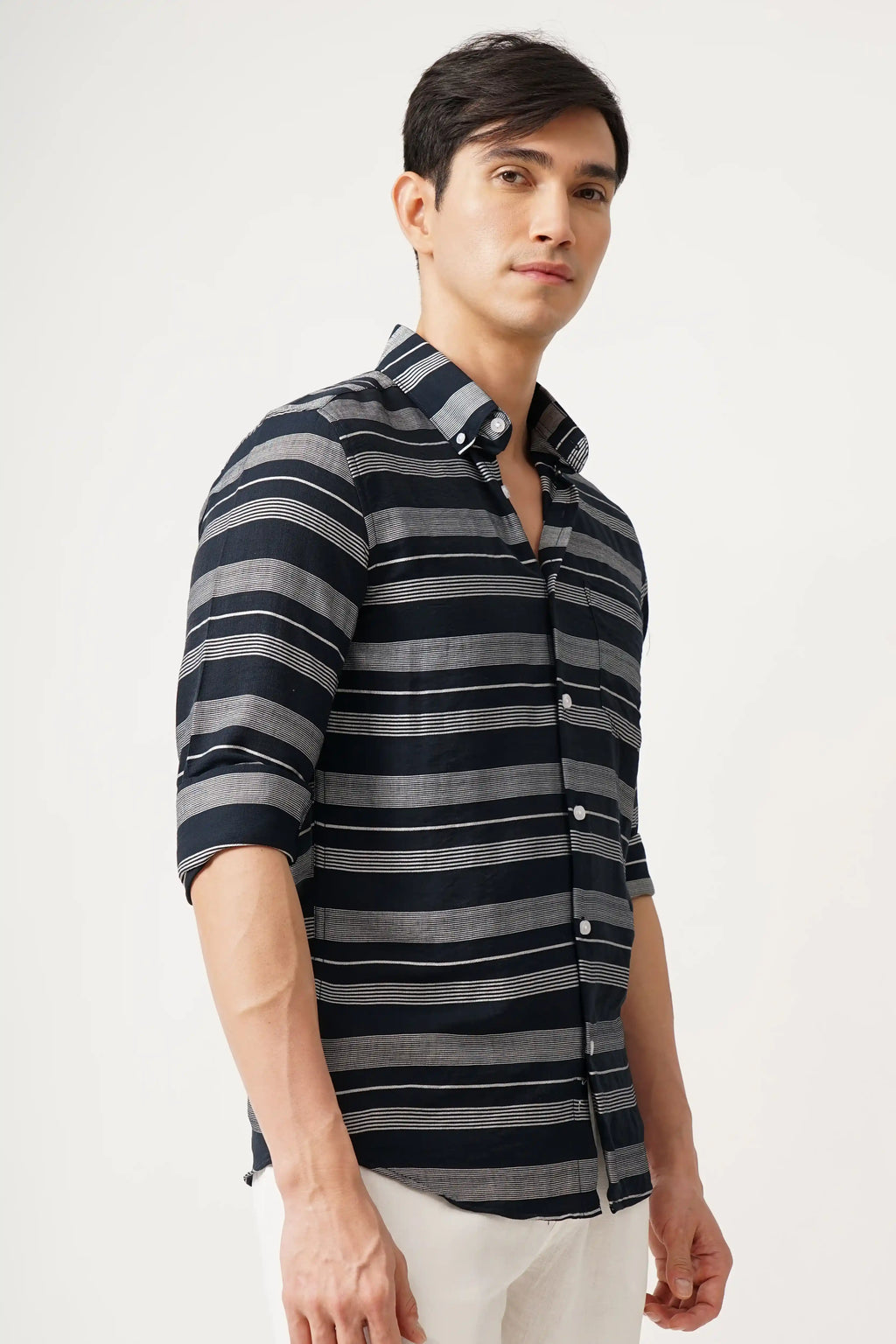 NOIELINE striped shirt in black and grey with comfort fit design.