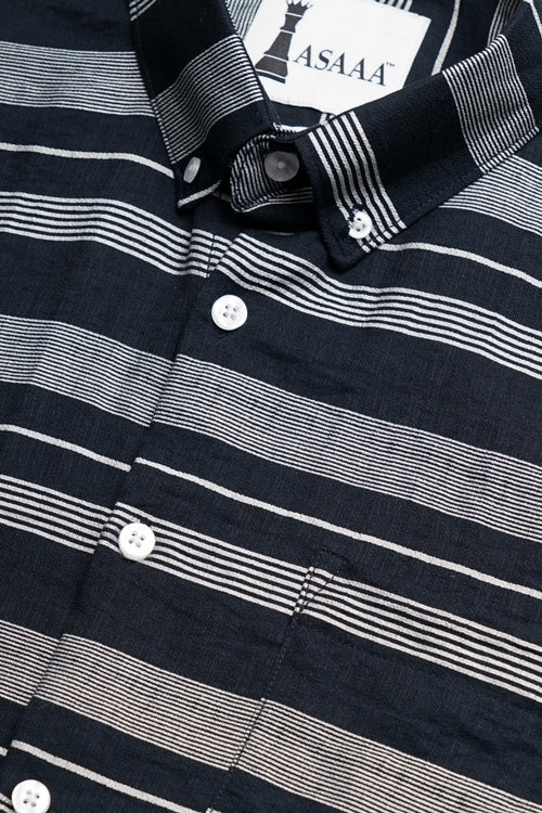 NOIELINE striped shirt with black and grey stripes made from high-quality cotton and imported fabric.