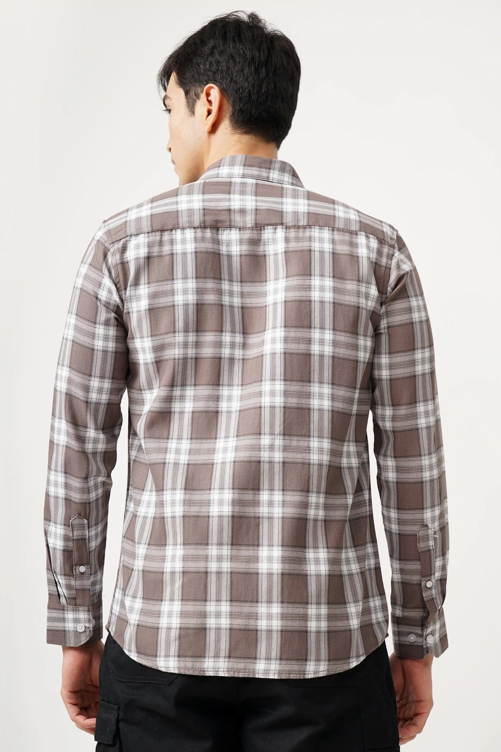 COTBROW CHECK SHIRT made from cotton with a classic checkered pattern, comfort fit shown from the back.
