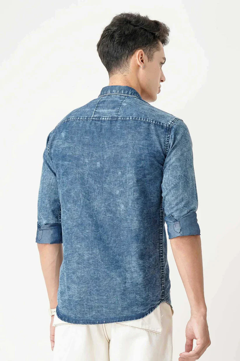 Men's trendy blue denim shirt, stylish and durable.