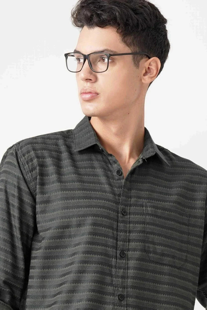 Dark green striped shirt made of ultra-soft 100% cotton fabric for men.