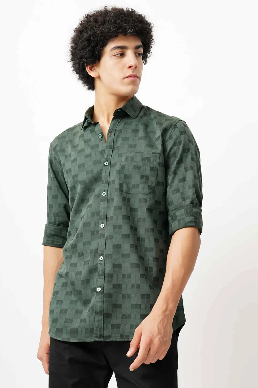 Men's dark green jacquard shirt with classic design and ultra-soft fabric.