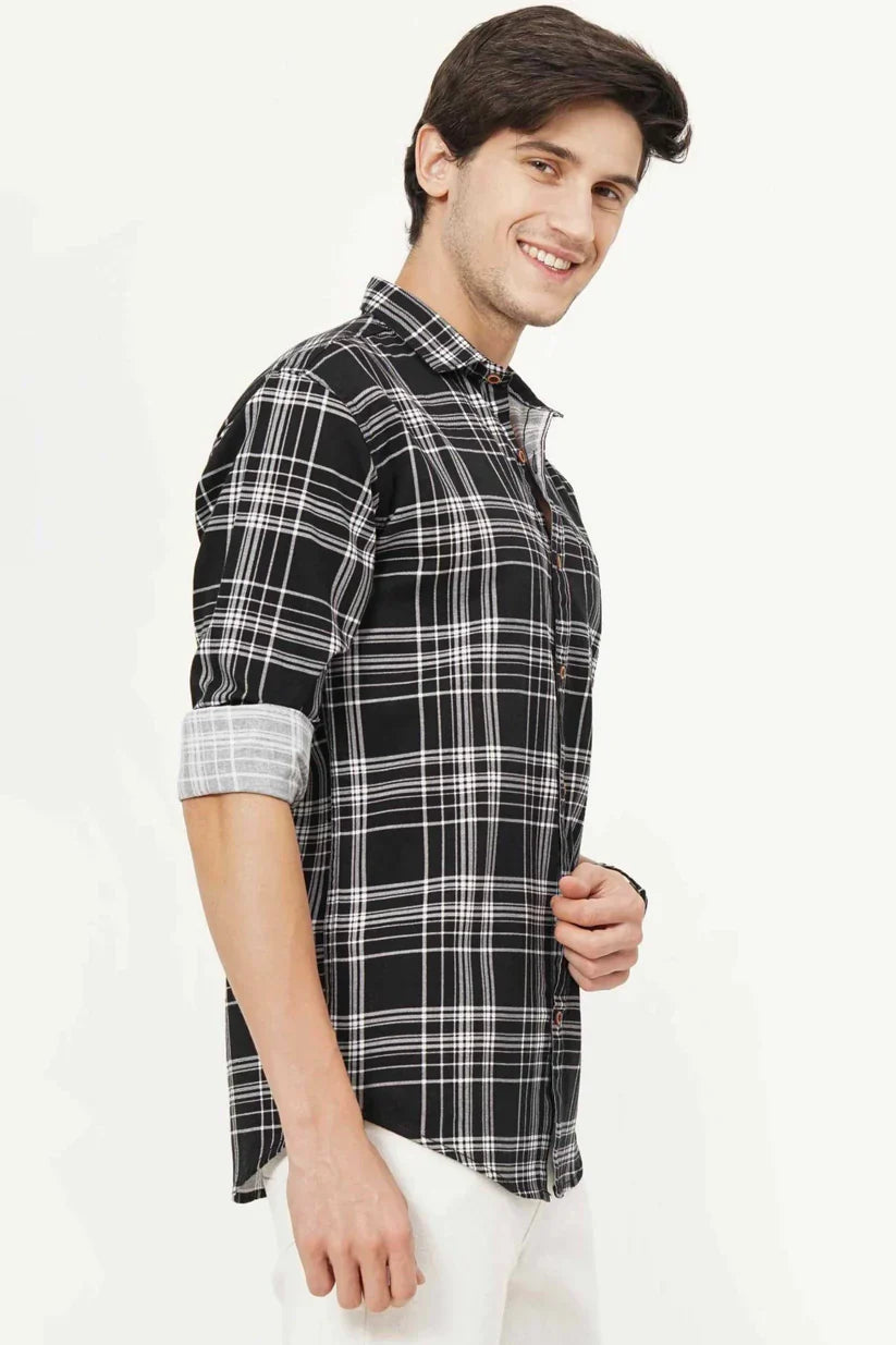 Men's stylish black checks shirt made of 100% cotton.