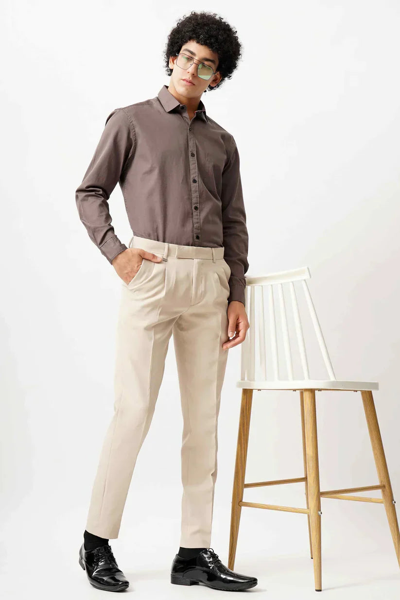 Brown minimalist shirt for men in 100% cotton offering style and comfort.