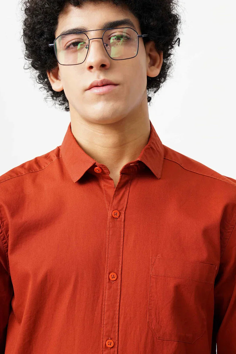 Maroon minimalist shirt for men made with 100% cotton.