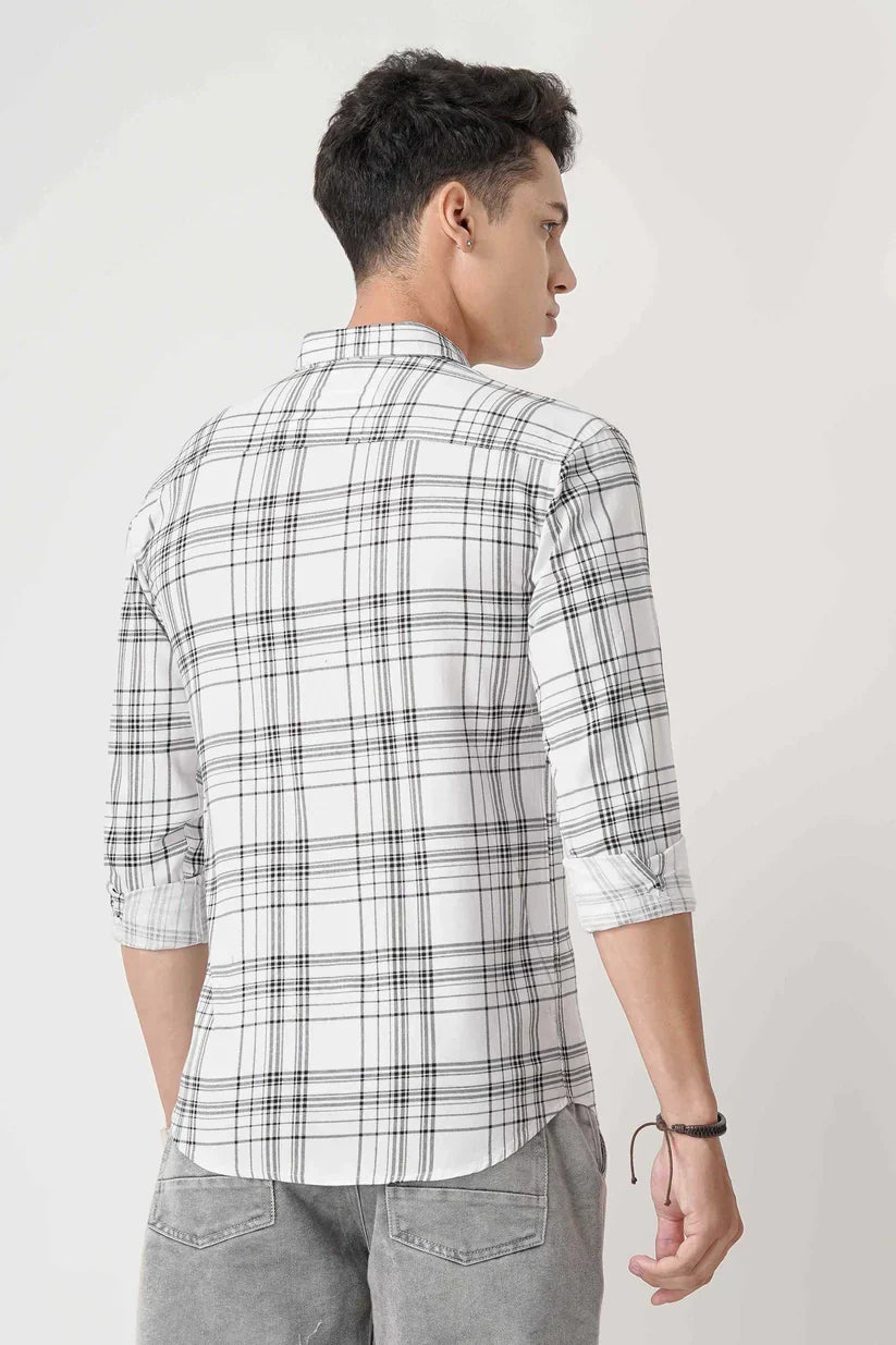 Monochrome check shirt for men in 100% cotton.