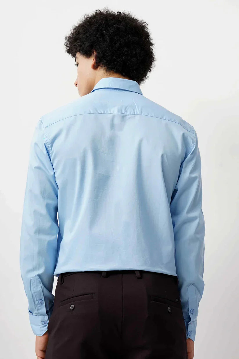 OFFICE BLUE MINIMALIST SHIRT made with 100% cotton, classic style for men.