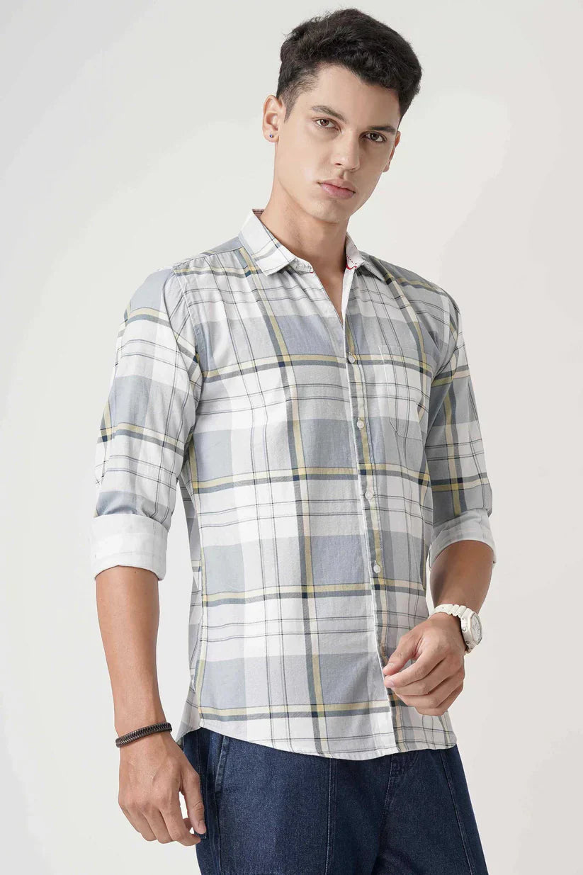 White grey check shirt for men in 100% cotton fabric.